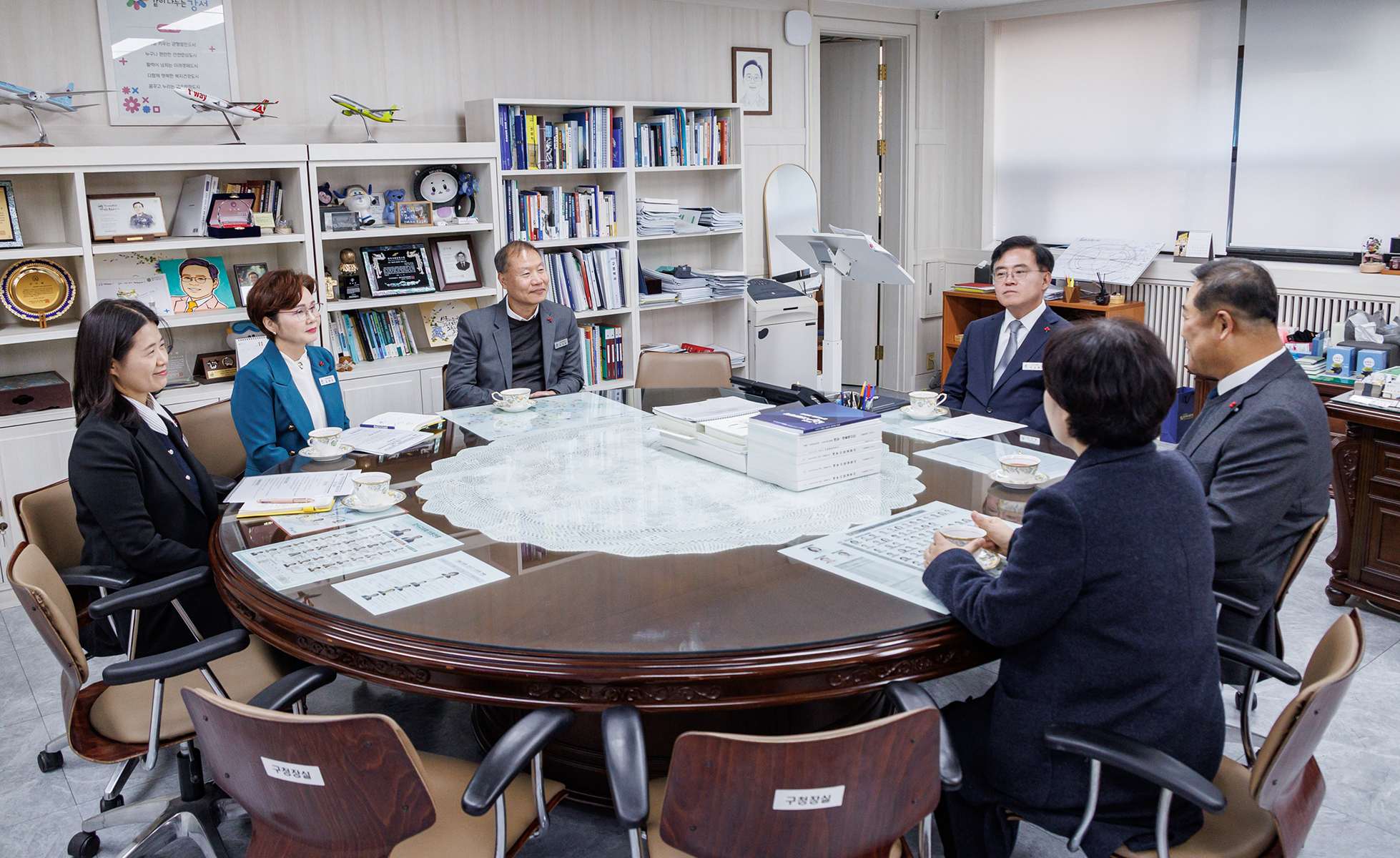  건강관리협회 서부지부 성금 전달식