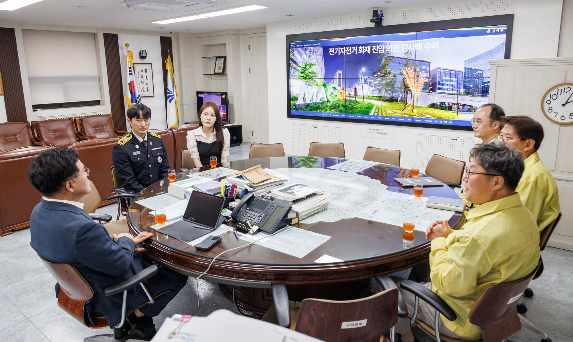  전기자전거 화재 진압 의인 감사장 수여식